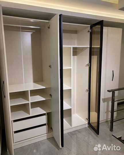 Шкаф в прихожую