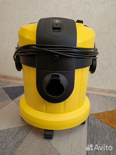 Моющий пылесос Karcher se 4002