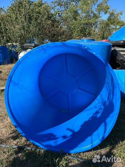Бак емкость для воды 1000 литров