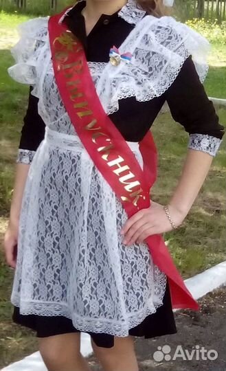 Школьный фартук и банты