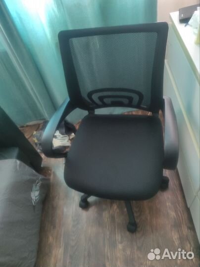 Компьютерное кресло новое