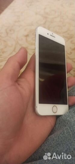 Телефон iPhone 7