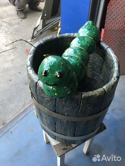 Уличная мусорка, уличный горшок, кашпо