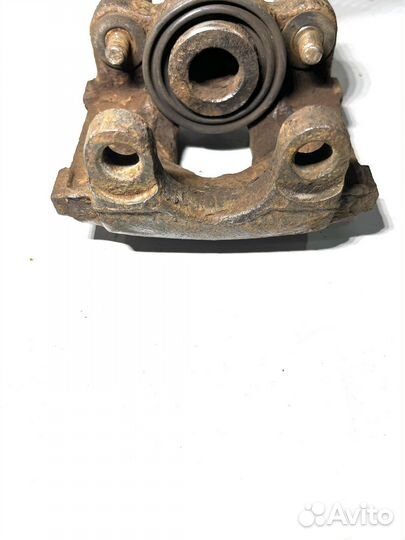 Суппорт задний правый BMW Е36