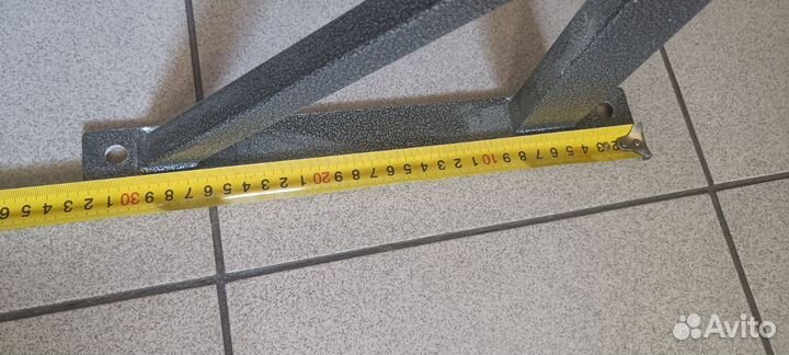 Турник настенный