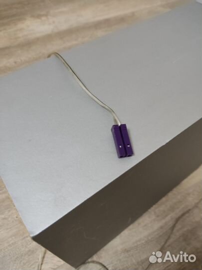 Акустические колонки и сабвуфер от домашнего кинот