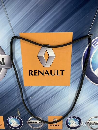 Уплотнитель зад проема двери Kia RIO 2 Лев