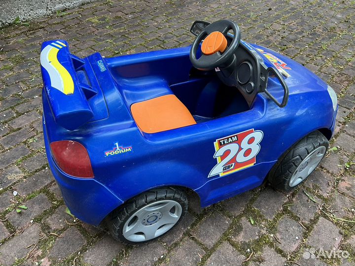 Детский автомобиль на аккумуляторе