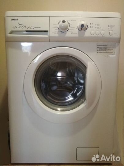 Стиральная машина zanussi