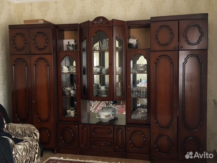 Стенка в гостиную