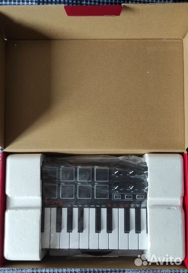 Midi-клавиатура Akai PRO MPK mini MK2