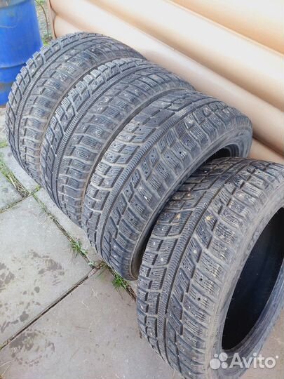 Kumho I'Zen KW22 215/55 R17 98T