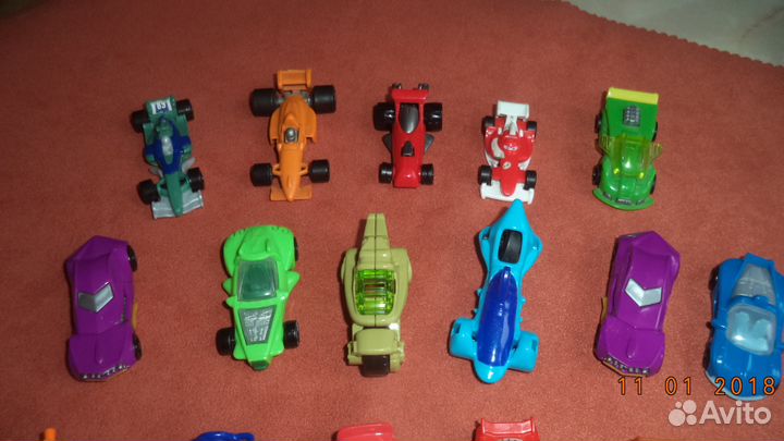 Модели автомобилей из киндер-сюрприза хот-вилс