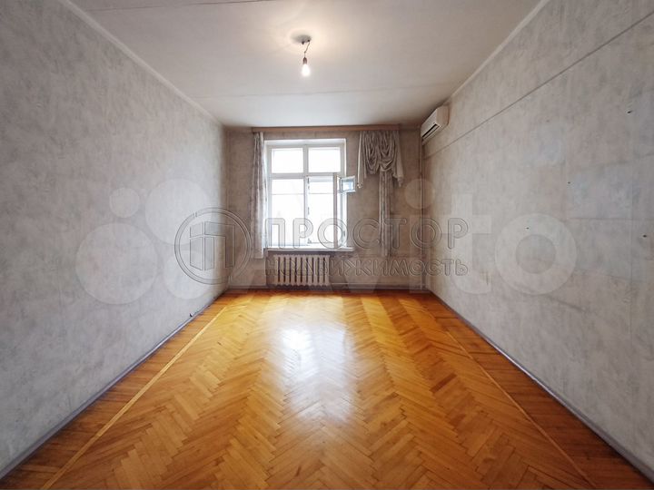 4-к. квартира, 99 м², 4/5 эт.