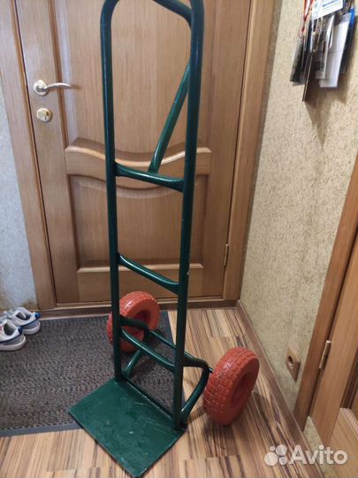 Тележка двухколесная грузовая