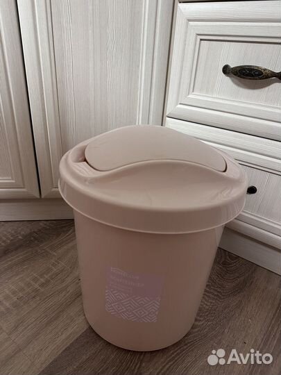 Мусорное ведро