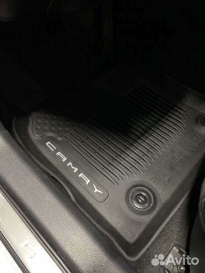 Продам коврики салона камри 70
