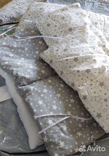 Бортики в кроватку