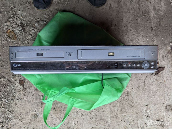 DVD/VHS проигрыватель