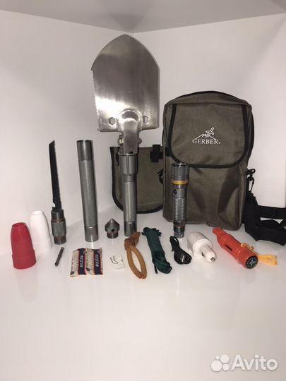 Складная лопата туристическая