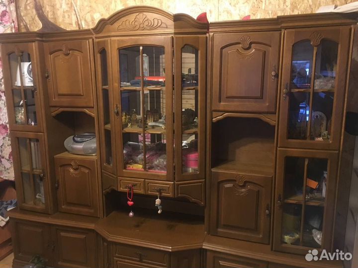 Стенка в гостиную