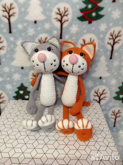 Интерьерные вязанные игрушки, игрушки-подушки