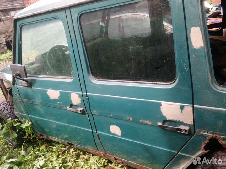 Двери на Мерседес Гелендваген(G-класс) W460