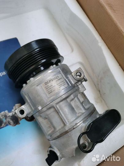 Компрессор кондиционера Opel Corsa D, 2008