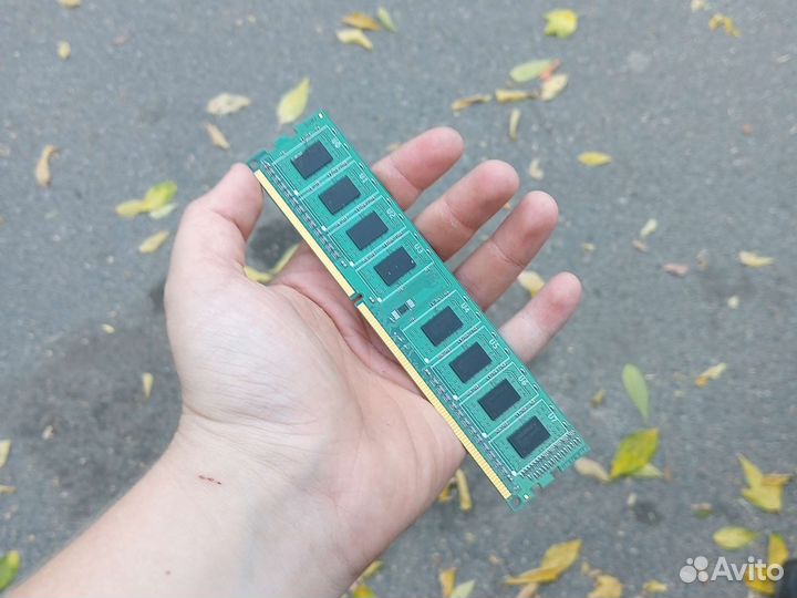 Оперативка ddr3 2gb