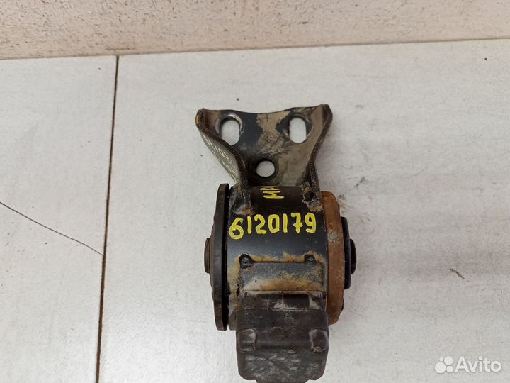 Опора двигателя Мазда MPV 2 LW