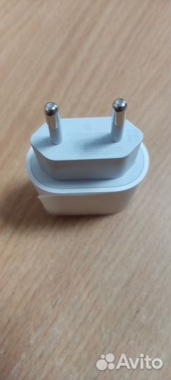 Зарядка apple 20w
