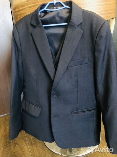 Пиджак жилет брюки