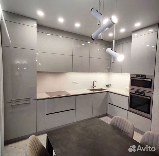 Угловая кухня с мдф фасадами