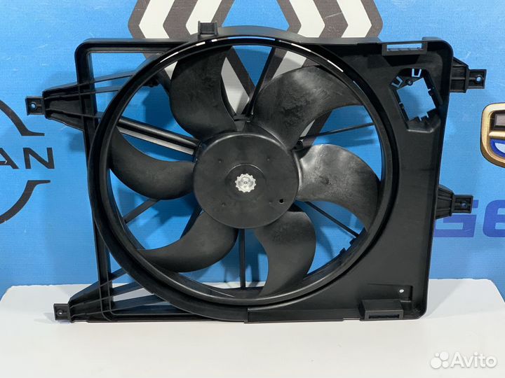 Вентилятор радиатора охлаждения двигателя диффузор