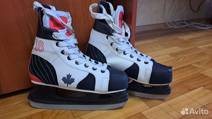Коньки хоккейные 40 размер