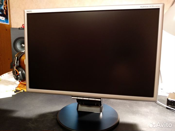 Монитор NEC MultiSync LCD225WXM