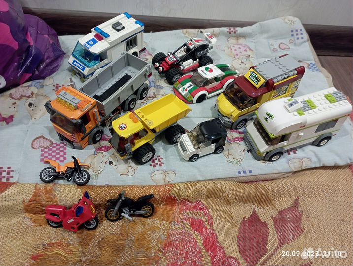 Машинки лего