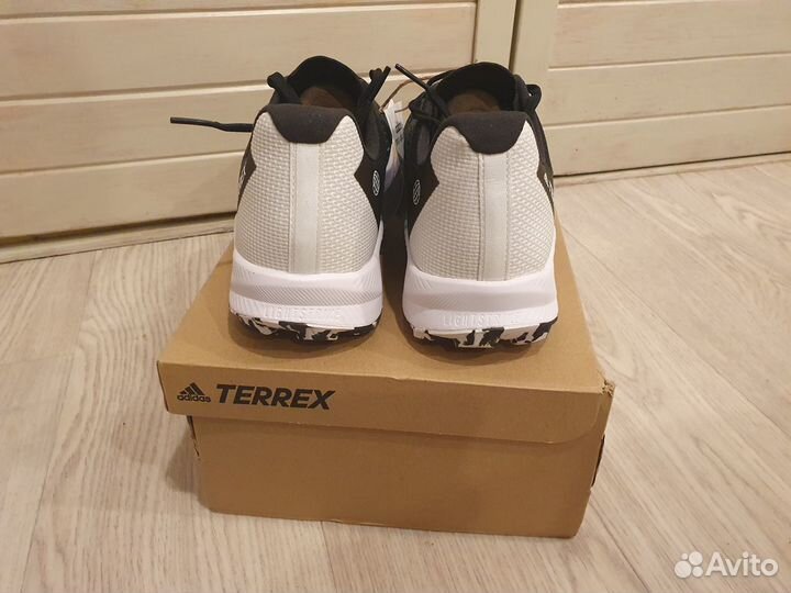 Кросовки Adidas Terrex Agravic Flow 2