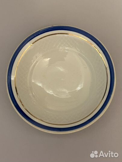 Фарфоровый салатник СССР