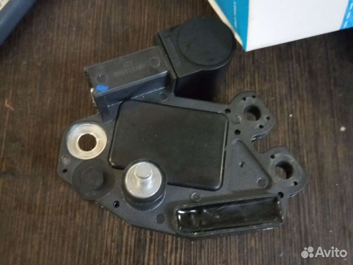 Продам регулятор напряжения на опель