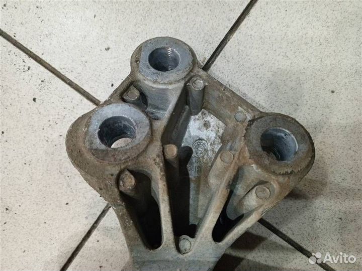 Опора кпп Chevrolet Cruze J300 2009-2016