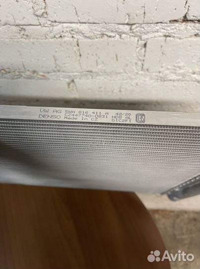 Радиатор кондиционера на Volkswagen Polo Audi A1