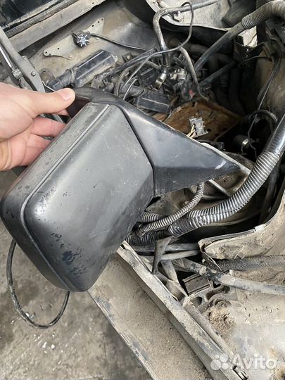 Мерседес W124 правое зеркало электро