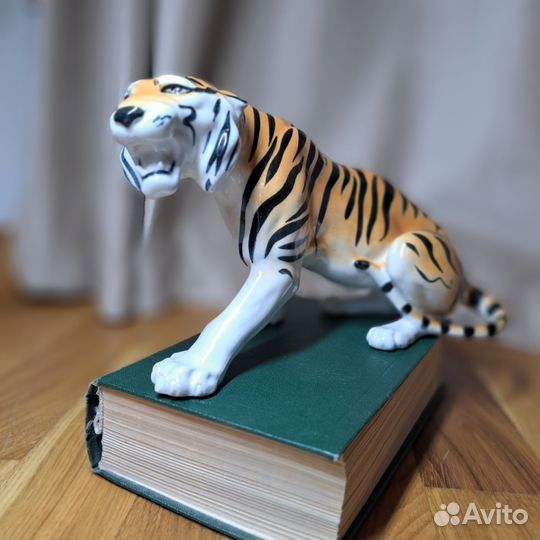 Статуэтка винтажная Тигр Шерхан, фаянс, СССР