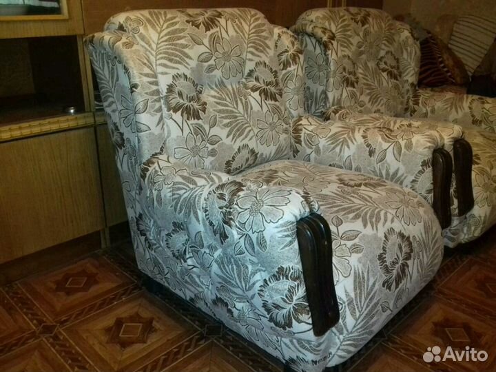 Перетяжка и ремонт мягкой мебели