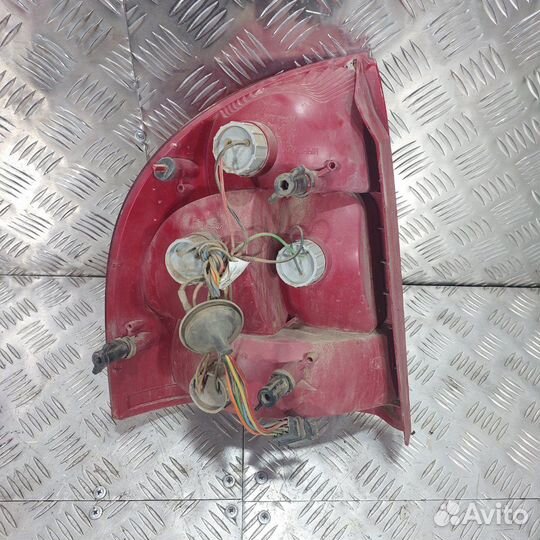 Фонарь задний правый LADA Kalina седан 11183 2009