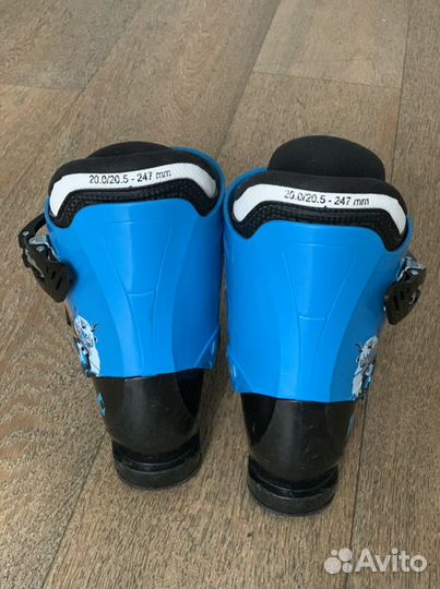 Горнолыжные ботинки atomic и костюм