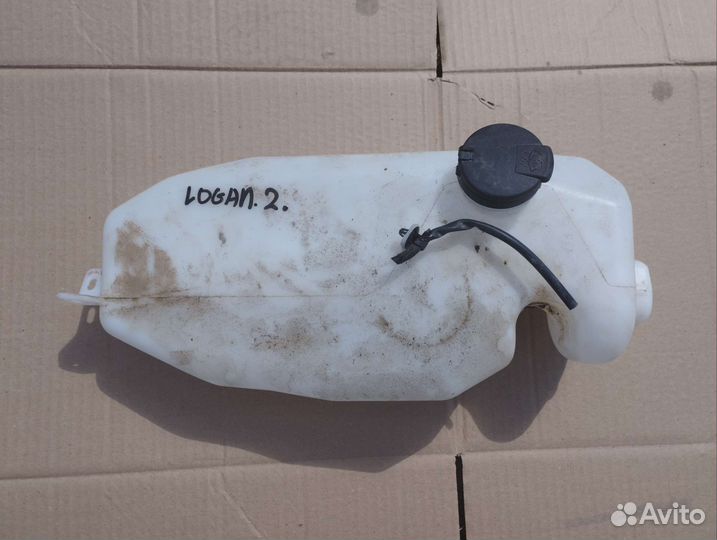 Бачок омывателя Renault Logan 2