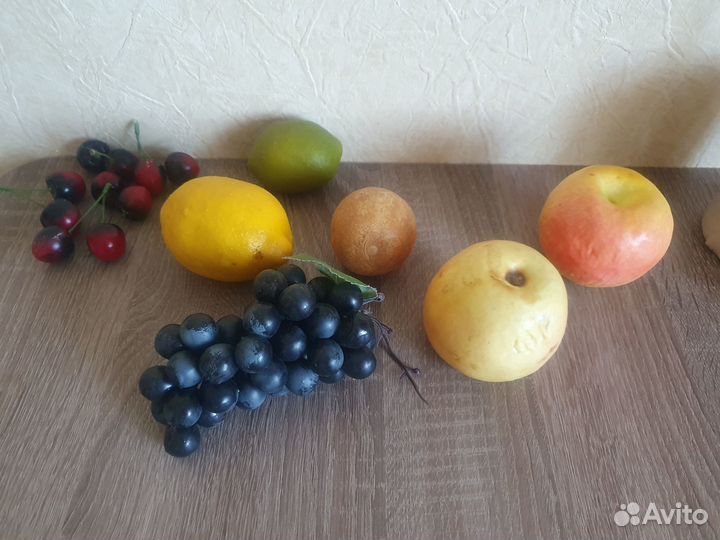 Искусственные фрукты (муляж). Цена за всё
