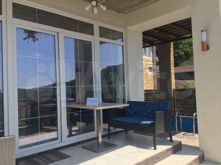 Дом 140 м² на участке 5 сот.